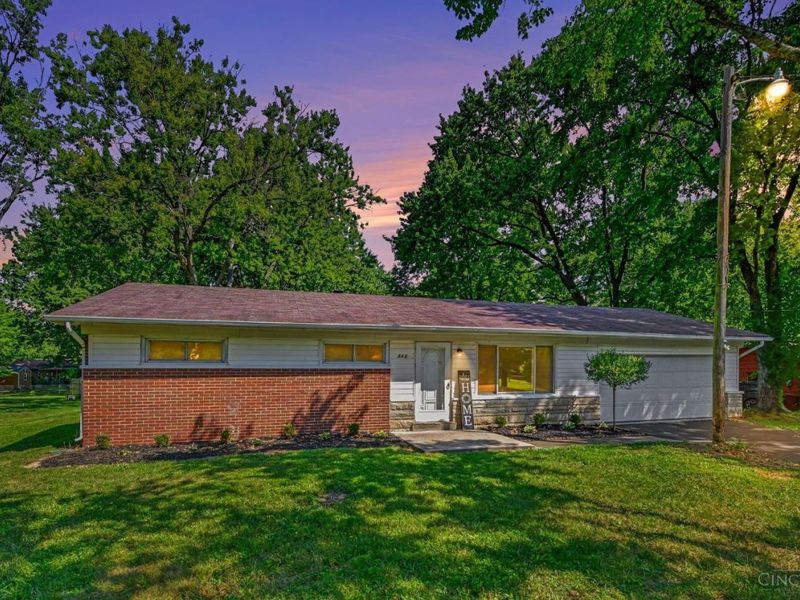 848 Hawthorne Drive, Union Township, OH 45245 Photo 3
