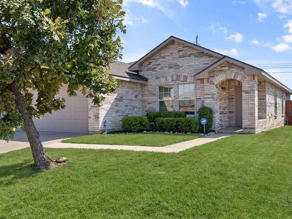 9100 Noontide Drive, Fort Worth, TX 76179