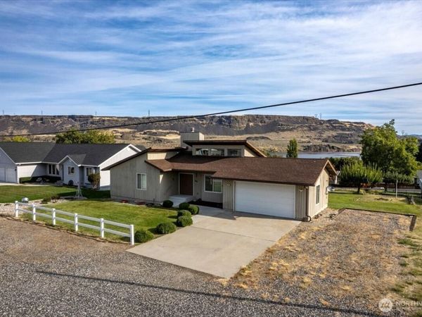32 Electric Boulevard , Electric City, WA 99123