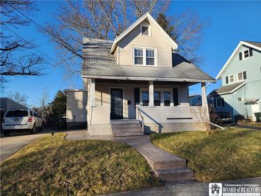 64 Chambers Street , Jamestown, NY 14701