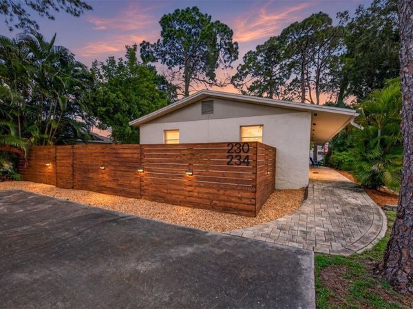 230 48TH AVENUE N, ST PETERSBURG, FL 33703