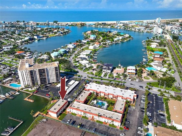 10379 PARADISE BOULEVARD, Unit 35, TREASURE ISLAND, FL 33706