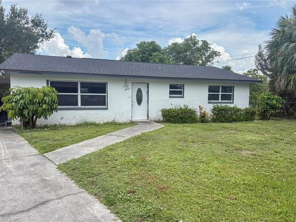3751 Highland AVE, FORT MYERS, FL 33916