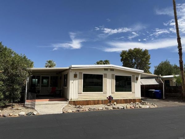 1010 Palm Canyon Drive, Unit 10, Borrego Springs, CA 92004