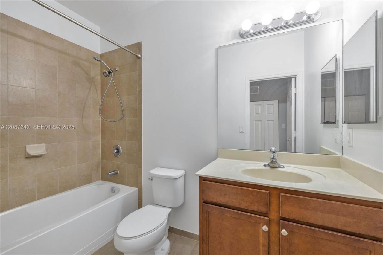 17531 SW 153rd Path, Miami, FL 33187 Photo