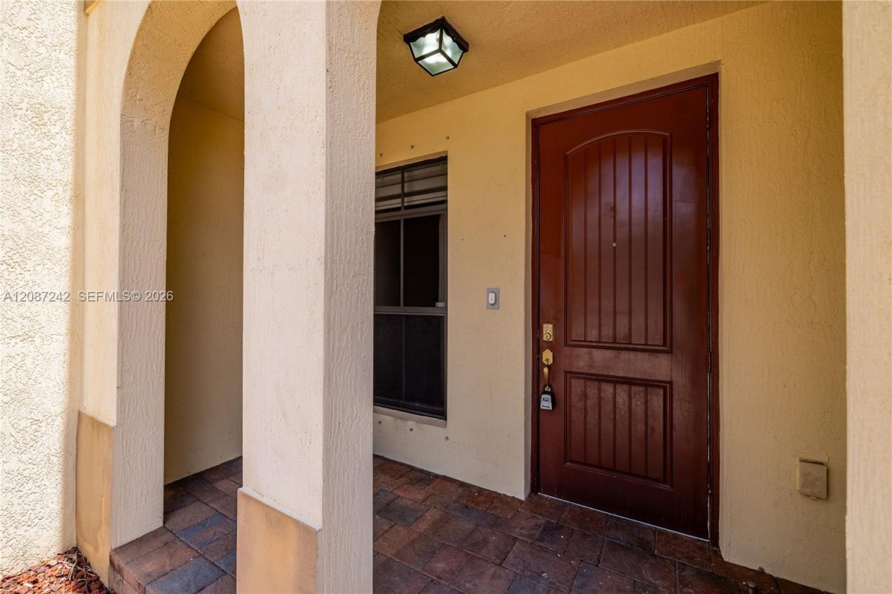 17531 SW 153rd Path, Miami, FL 33187 Photo