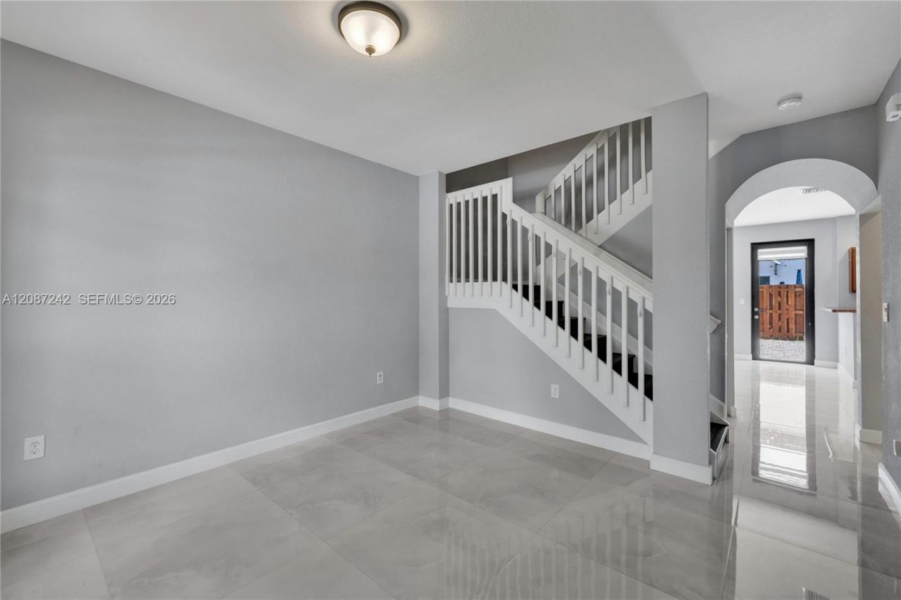 17531 SW 153rd Path, Miami, FL 33187 Photo