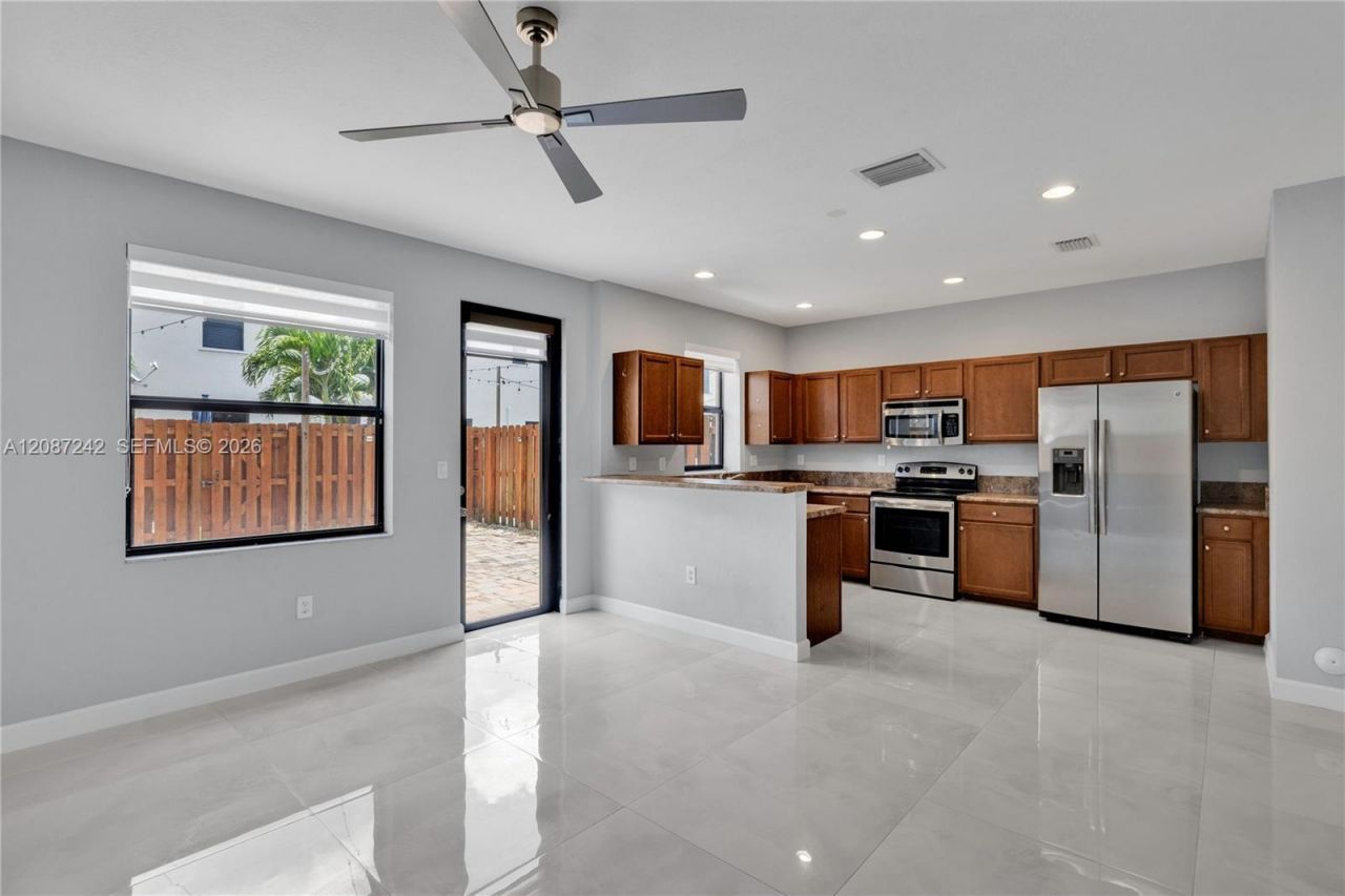 17531 SW 153rd Path, Miami, FL 33187 Photo