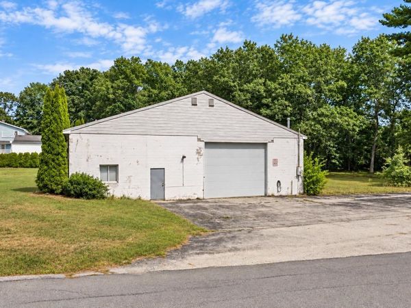 22 Kendall Pond Road, Derry, NH 03038