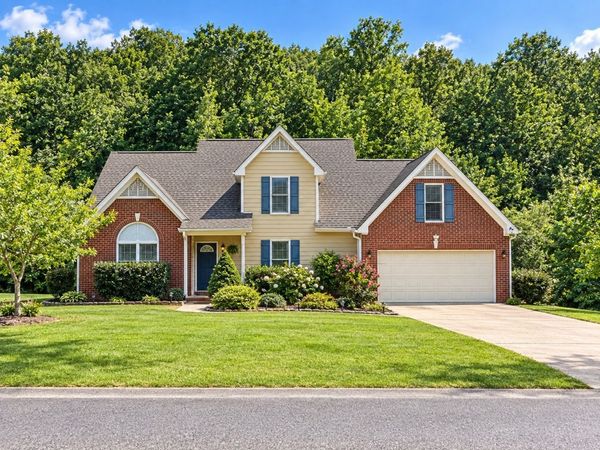 4500 Stoney Brook Dr , Pegram, TN 37143