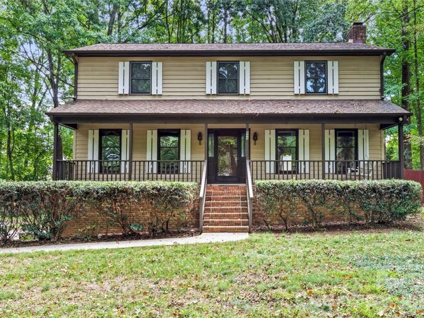 499 Reigate Drive, Kernersville, NC 27284