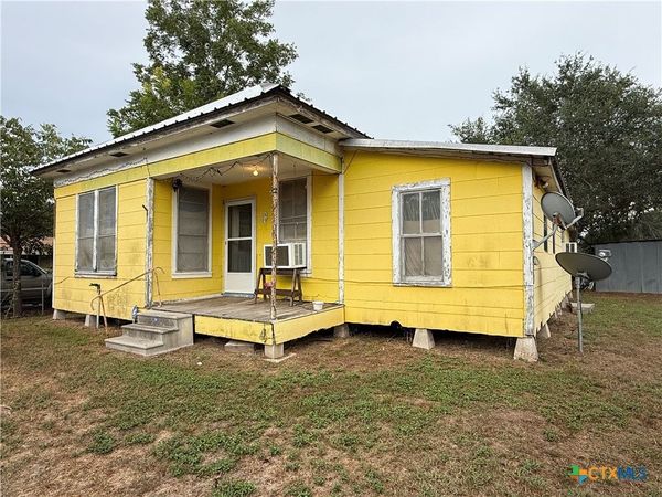 79 Johnston , Bloomington, TX 77951