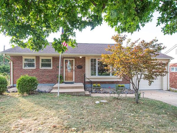 7045 Parkwood Street, St Louis, MO 63116