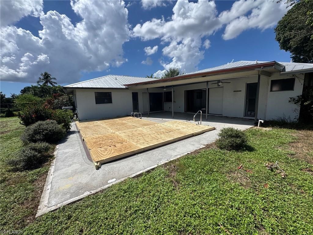 2215 Treehaven Cir N, Fort Myers, FL 33907 Photo
