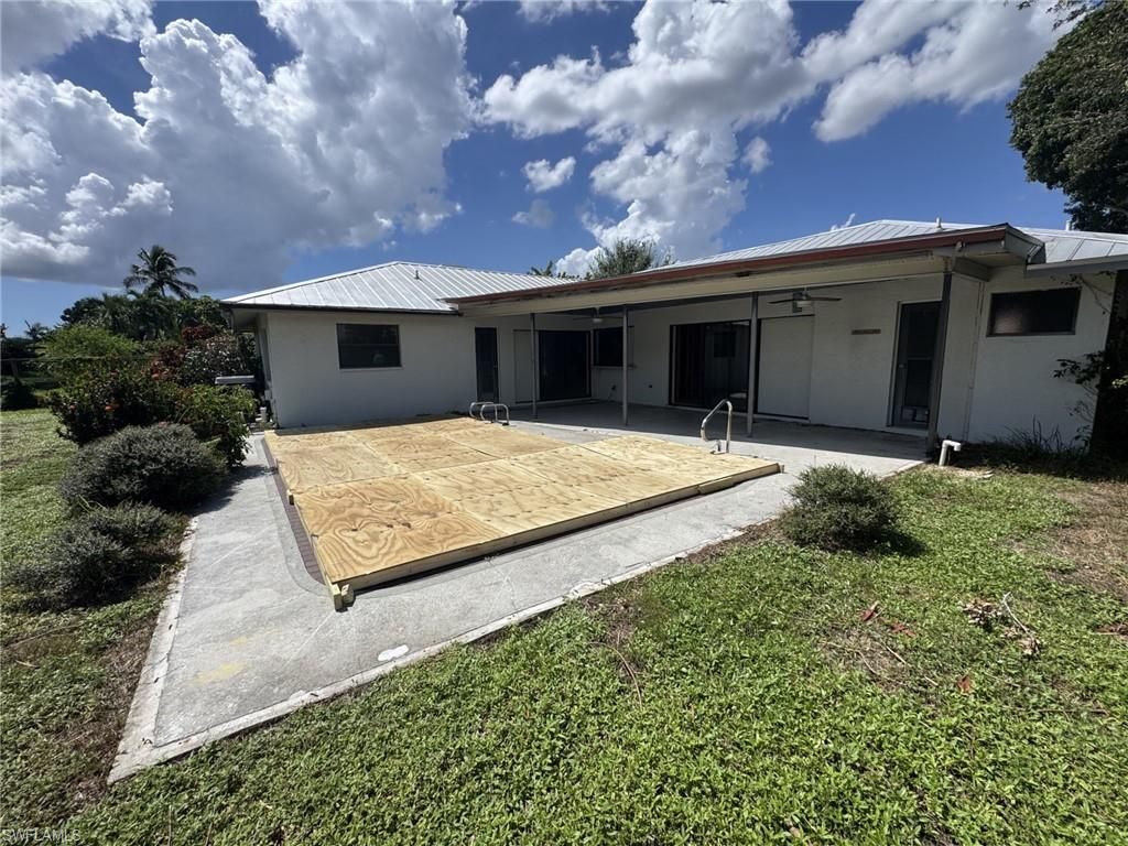 2215 Treehaven Cir N, Fort Myers, FL 33907 Photo