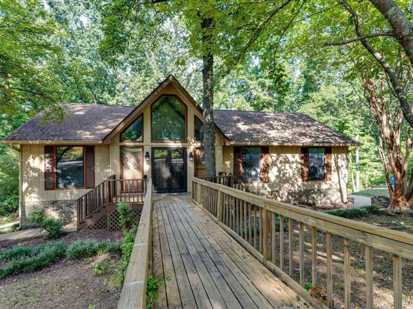 6822 Hampton Wood Circle, Hixson, TN 37343