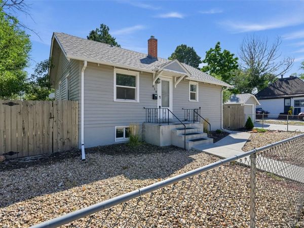 618 16th Street , Greeley, CO 80631