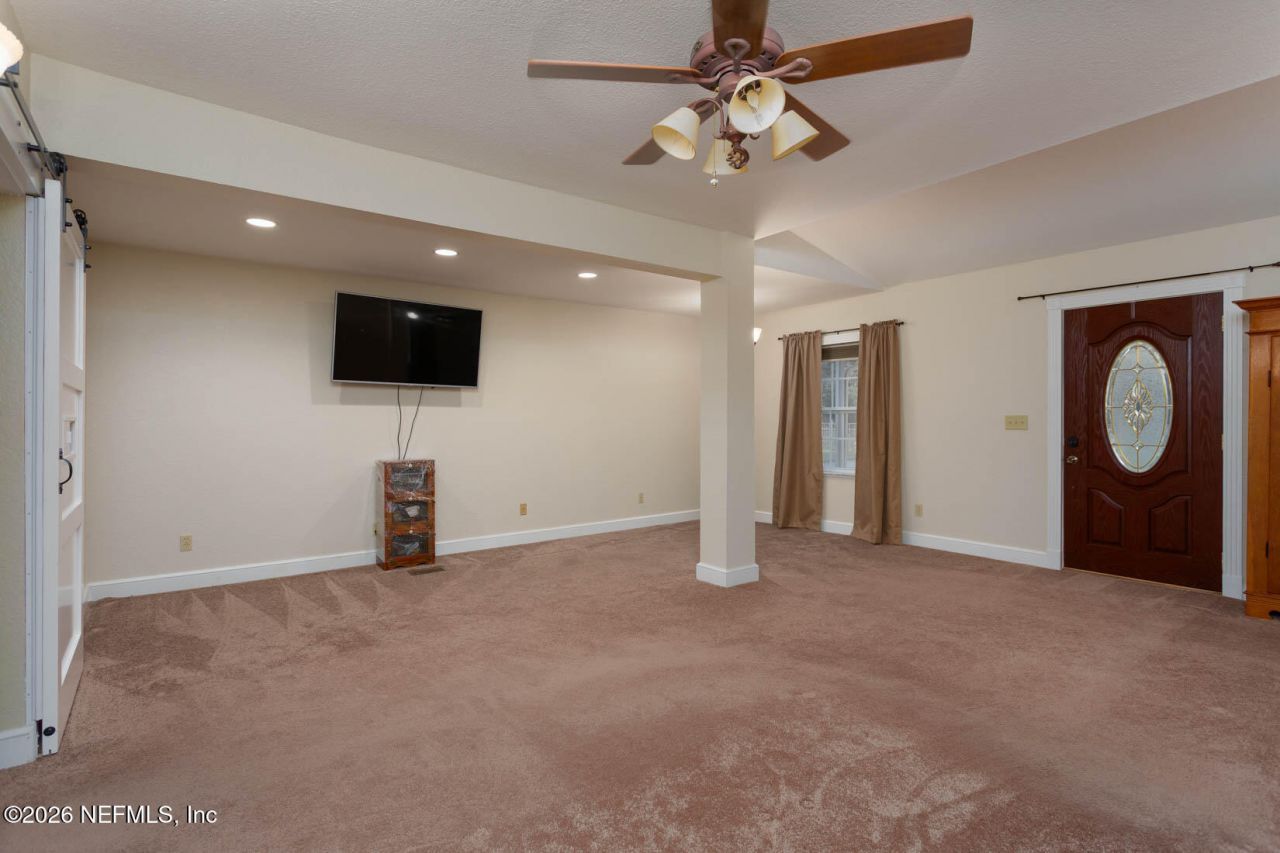 177 Central Avenue, San Mateo, FL 32187 Photo
