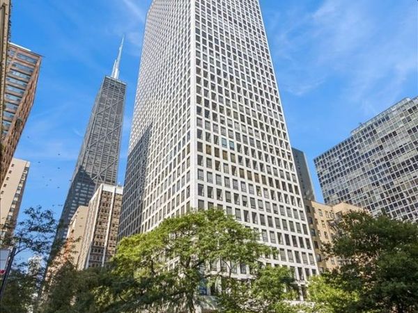 260 E Chestnut Street , Unit 1407, Chicago, IL 60611
