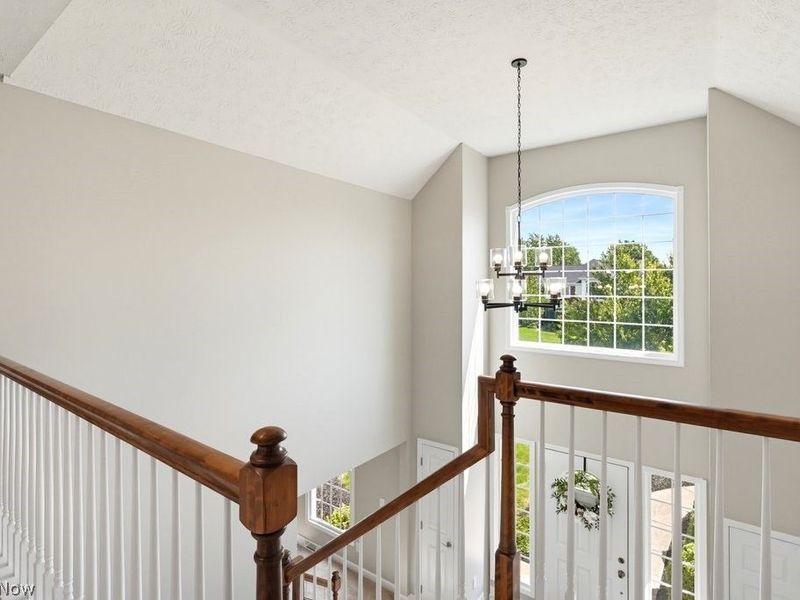 19332 Timber Creek Circle, Strongsville, OH 44136 Photo 28