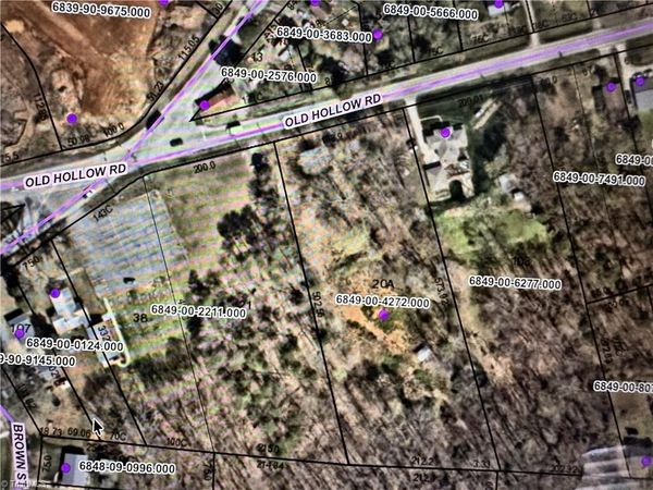 1410 Old Hollow Road , Winston-Salem, NC 27105
