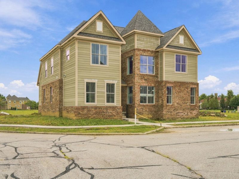 7005 Snowdrop Court , Dublin, OH 43016 Photo 2