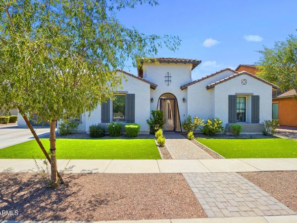 3153 E RED OAK Court, Gilbert, AZ 85297