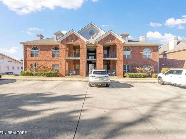 4805 Lyons View Pike, Knoxville, TN 37919