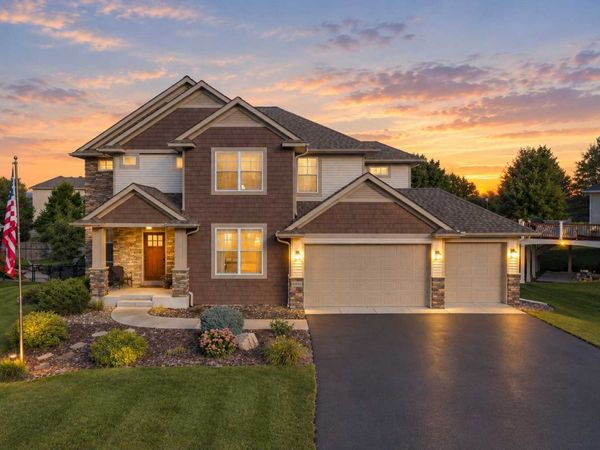 10406 Florida Avenue N, Brooklyn Park, MN 55445
