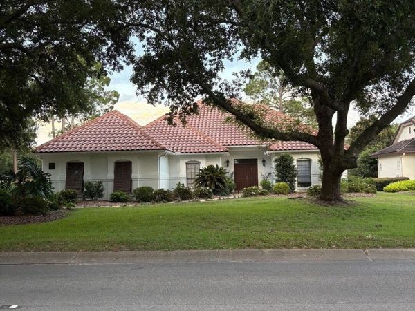 1401 Baytowne Avenue, Miramar Beach, FL 32550