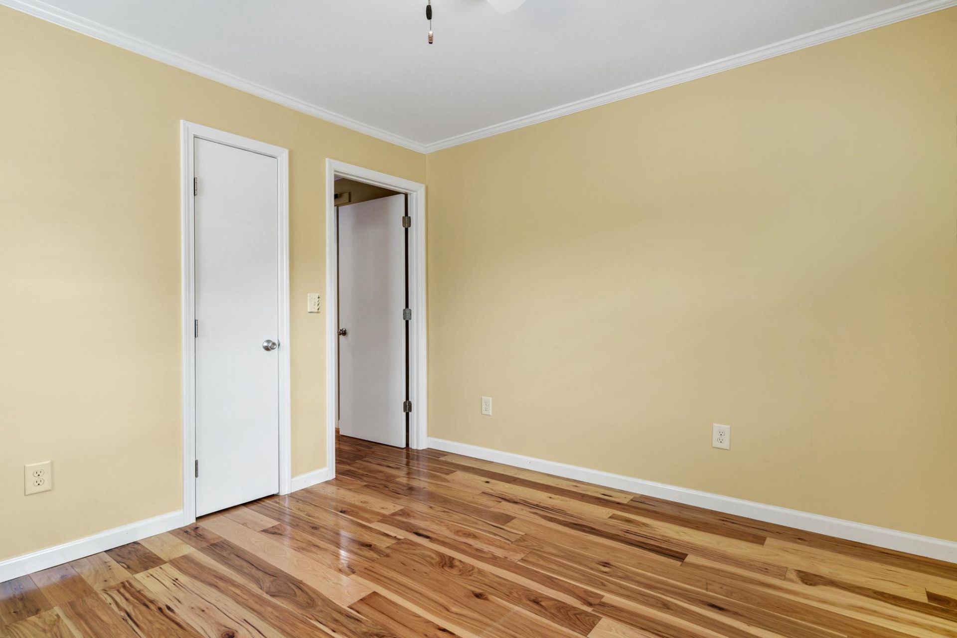 1219 Thistle Street Photo 11
