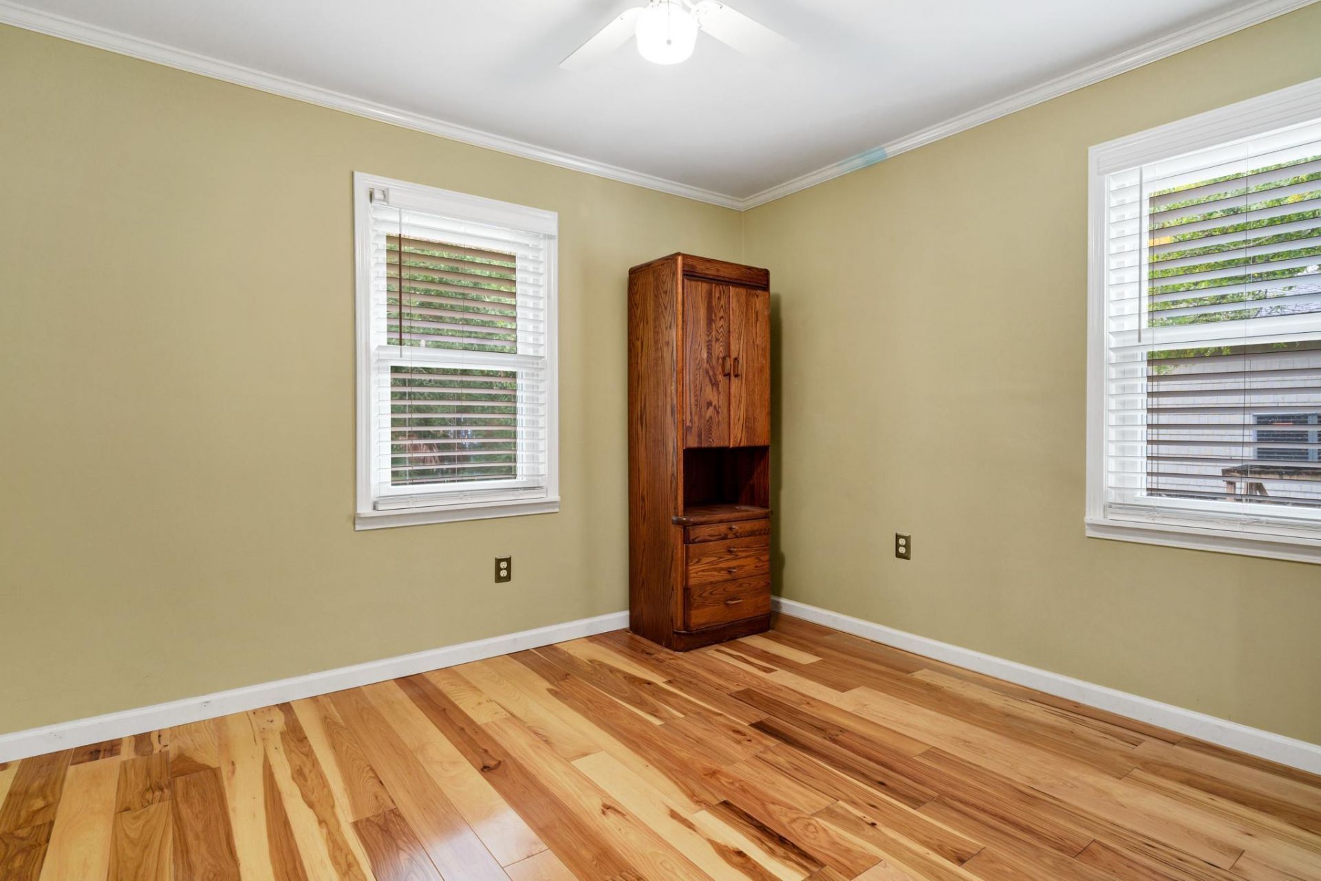 1219 Thistle Street Photo 26