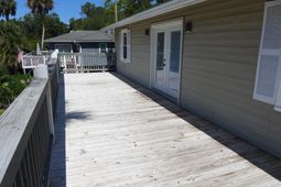 1219 Thistle Street photo 4
