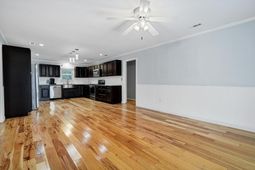 1219 Thistle Street photo 4