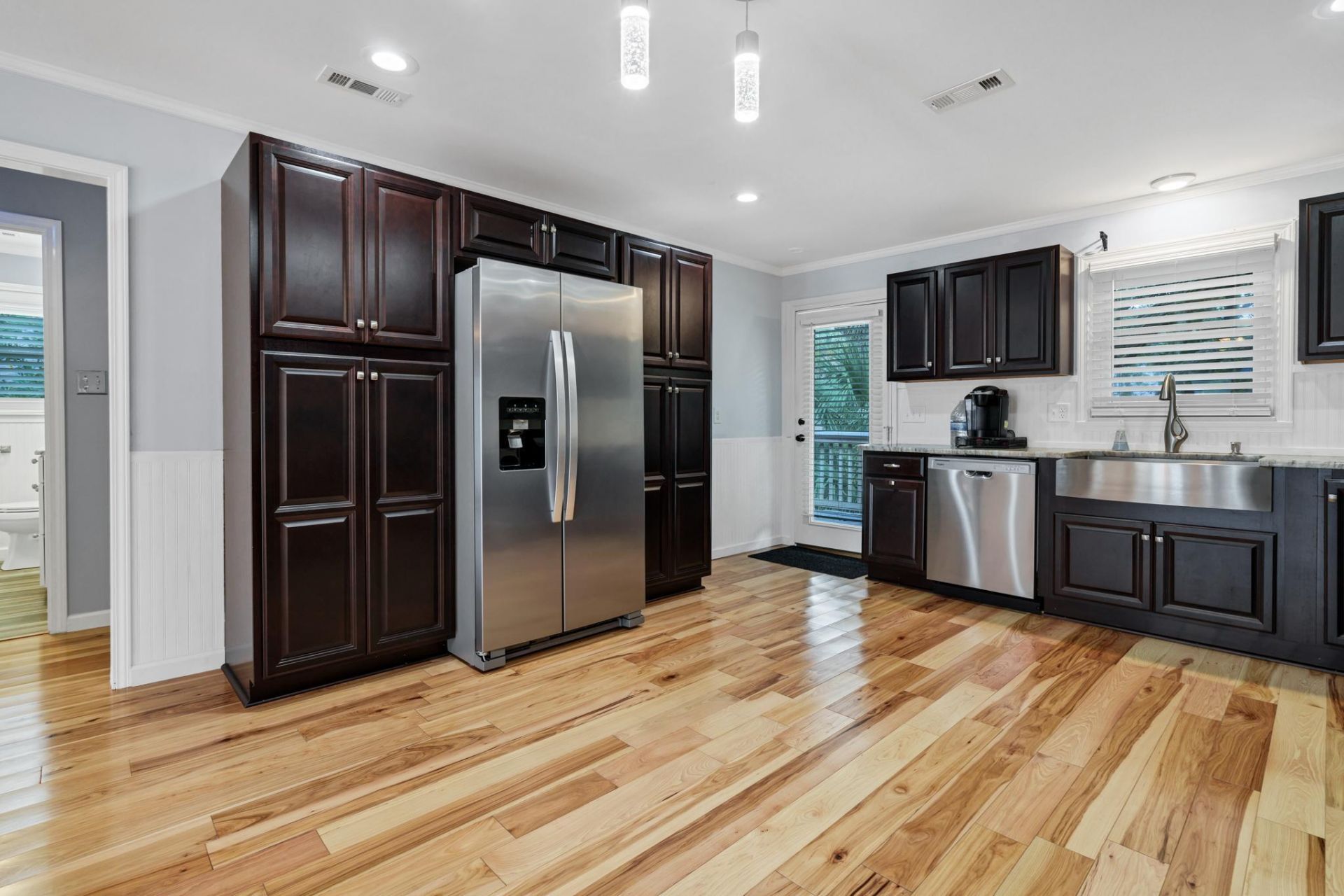 1219 Thistle Street Photo 8
