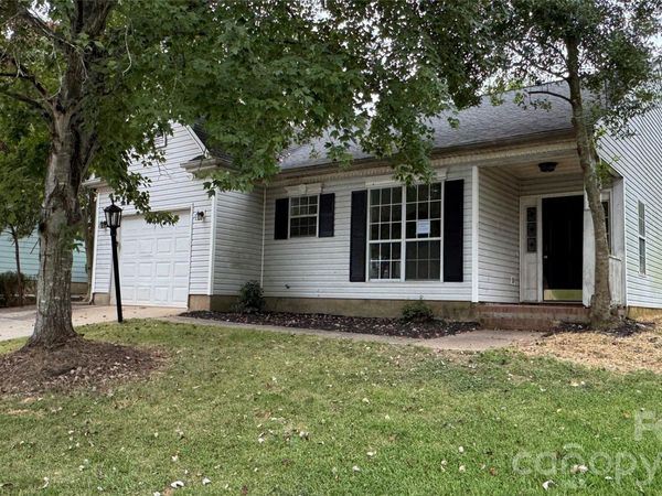 10121 Brawley Lane , Charlotte, NC 28215