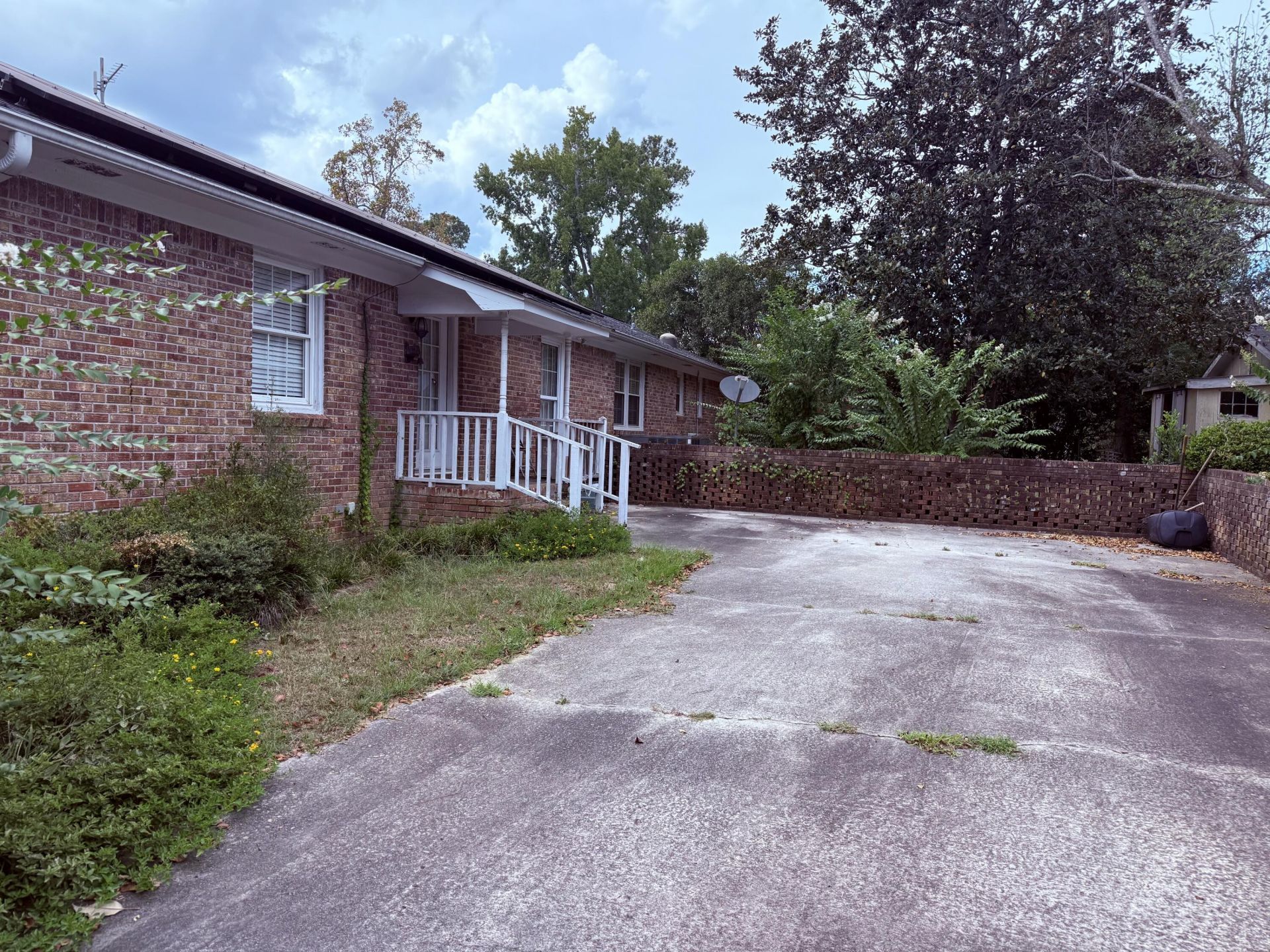 3222 Dibble Street Photo 5