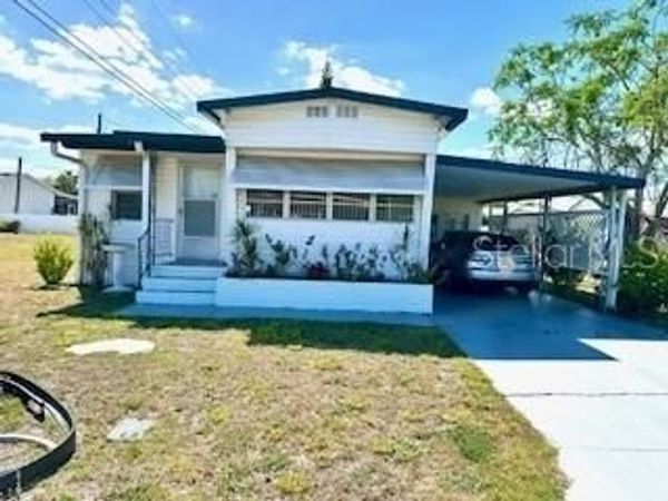 1611 BLUE LAKE DRIVE , LAKELAND, FL 33801