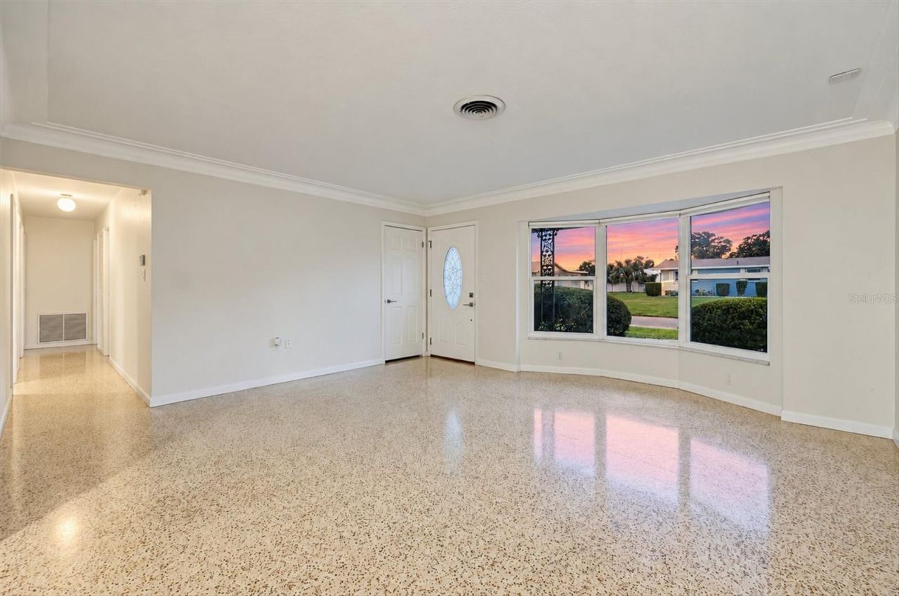 3710 Duncan Place, Sarasota, FL 34239 Photo
