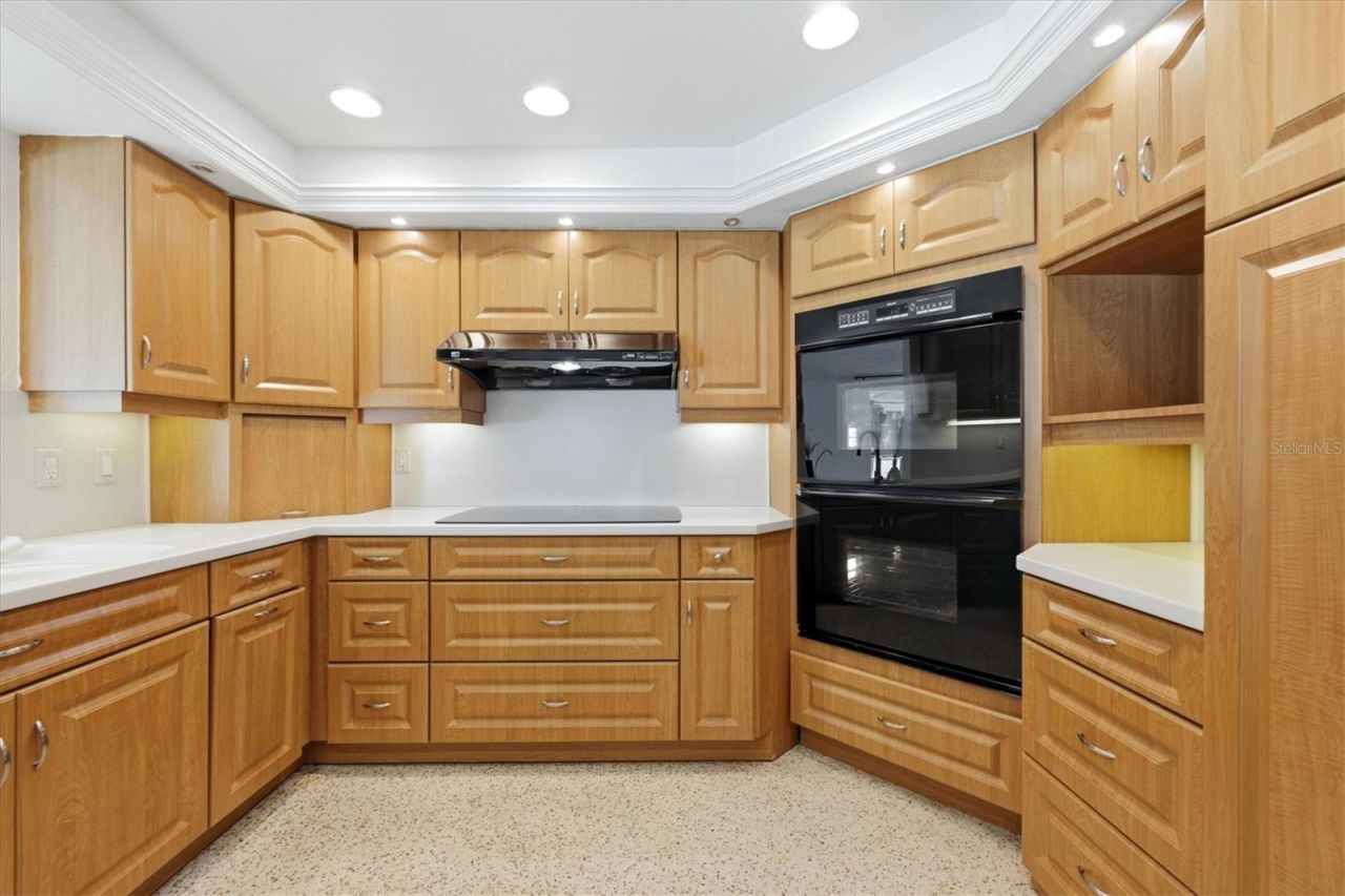 3710 Duncan Place, Sarasota, FL 34239 Photo