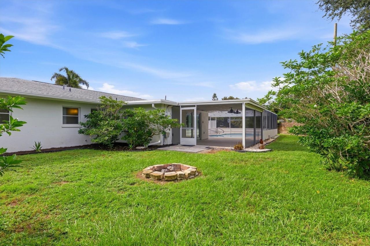 3710 Duncan Place, Sarasota, FL 34239 Photo