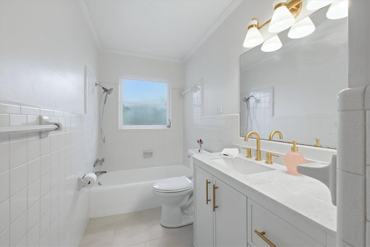 3710 Duncan Place, Sarasota, FL 34239 Photo