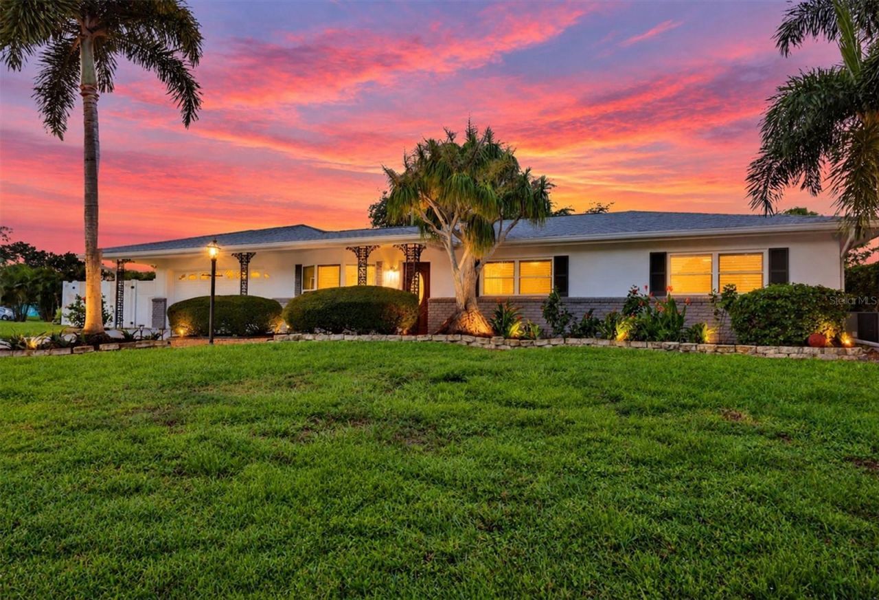 3710 Duncan Place, Sarasota, FL 34239 Photo