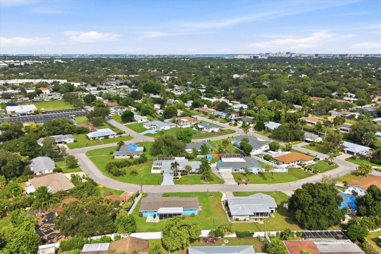 3710 Duncan Place, Sarasota, FL 34239 Photo