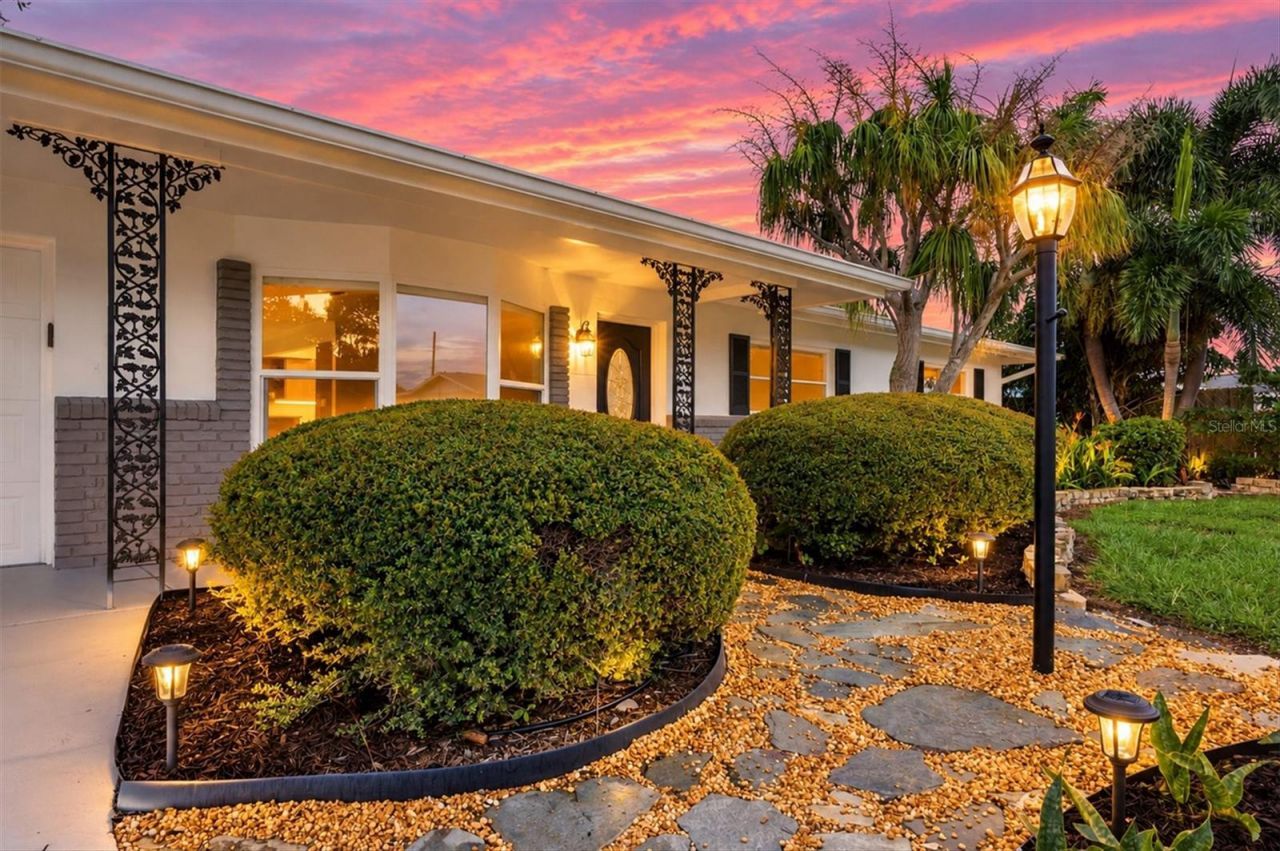 3710 Duncan Place, Sarasota, FL 34239 Photo