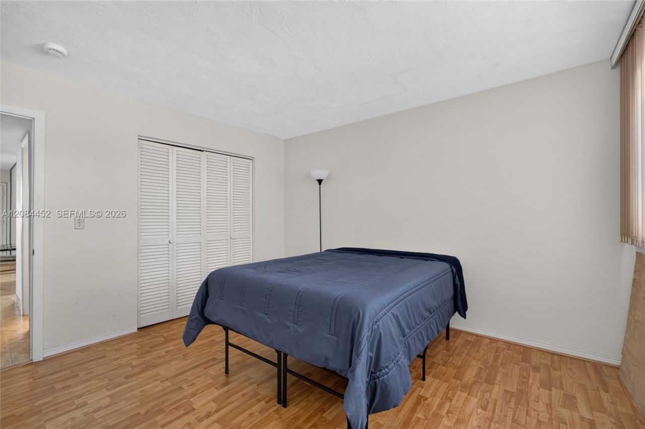 11685 Canal Dr, Unit 303, North Miami, FL 33181 Photo
