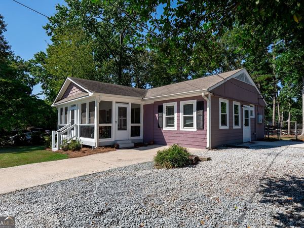 2890 Sherwood Road SE, Smyrna, GA 30082