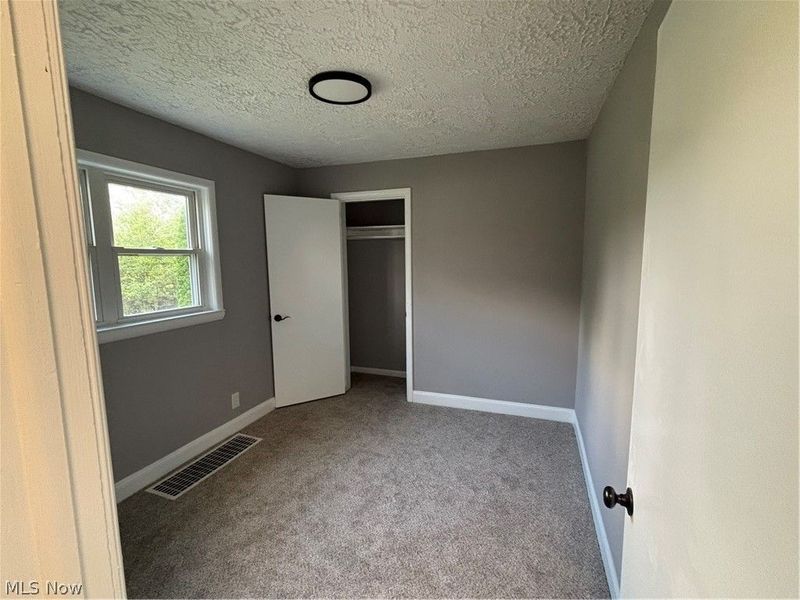 4719 S Main Street , Akron, OH 44319 Photo 12