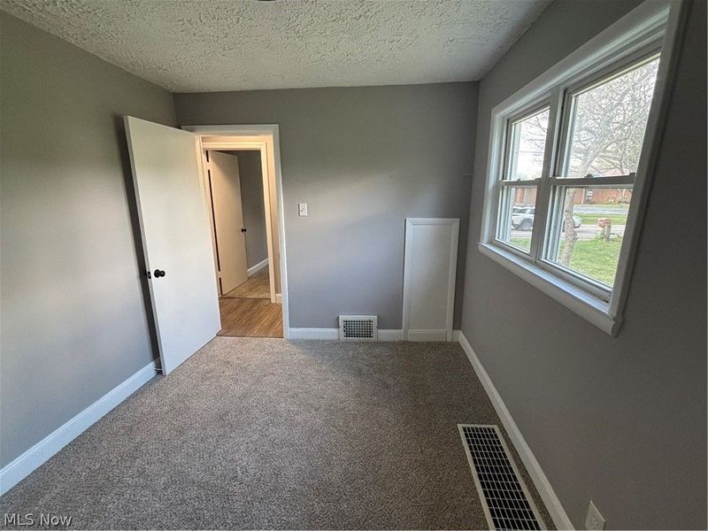 4719 S Main Street , Akron, OH 44319 Photo 13