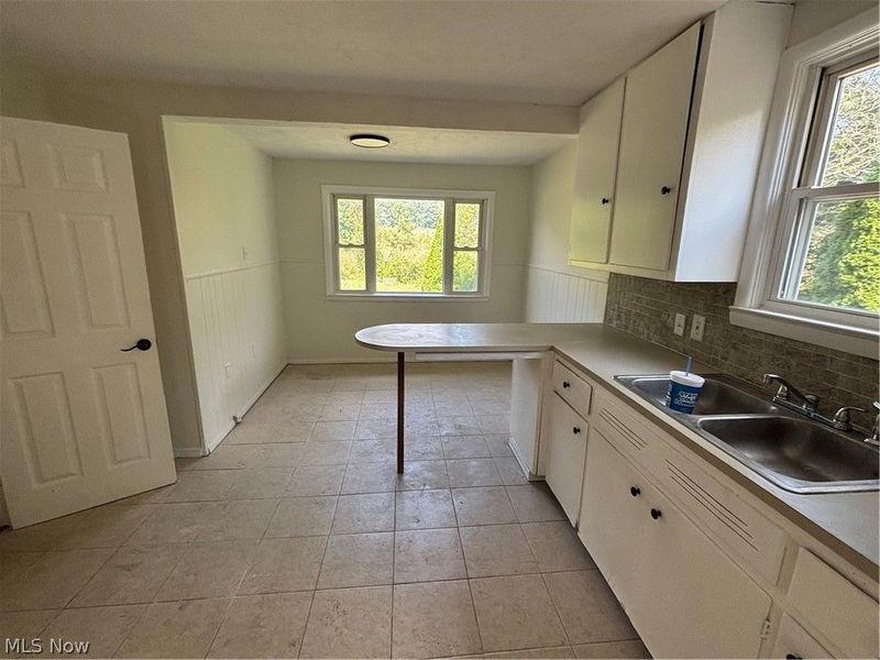 4719 S Main Street , Akron, OH 44319 Photo 7